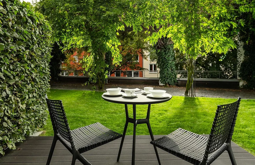 Clipper Boardinghouse - Hamburg-Michel-1